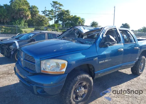 2006 Dodge Ram 2500 Slt/Trx4 Off Road/Sport/Power Wagon from USA, damaged, VIN 3D7KS28D86G123965